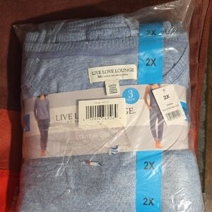 Karen Neuburger Blue Lounge Set